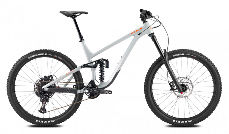 Bike rental Klante in Winterberg 17 Fahrradverleih Klante Winterberg 2023 Fuji AURIC 275 LT 15 Gray Kopie